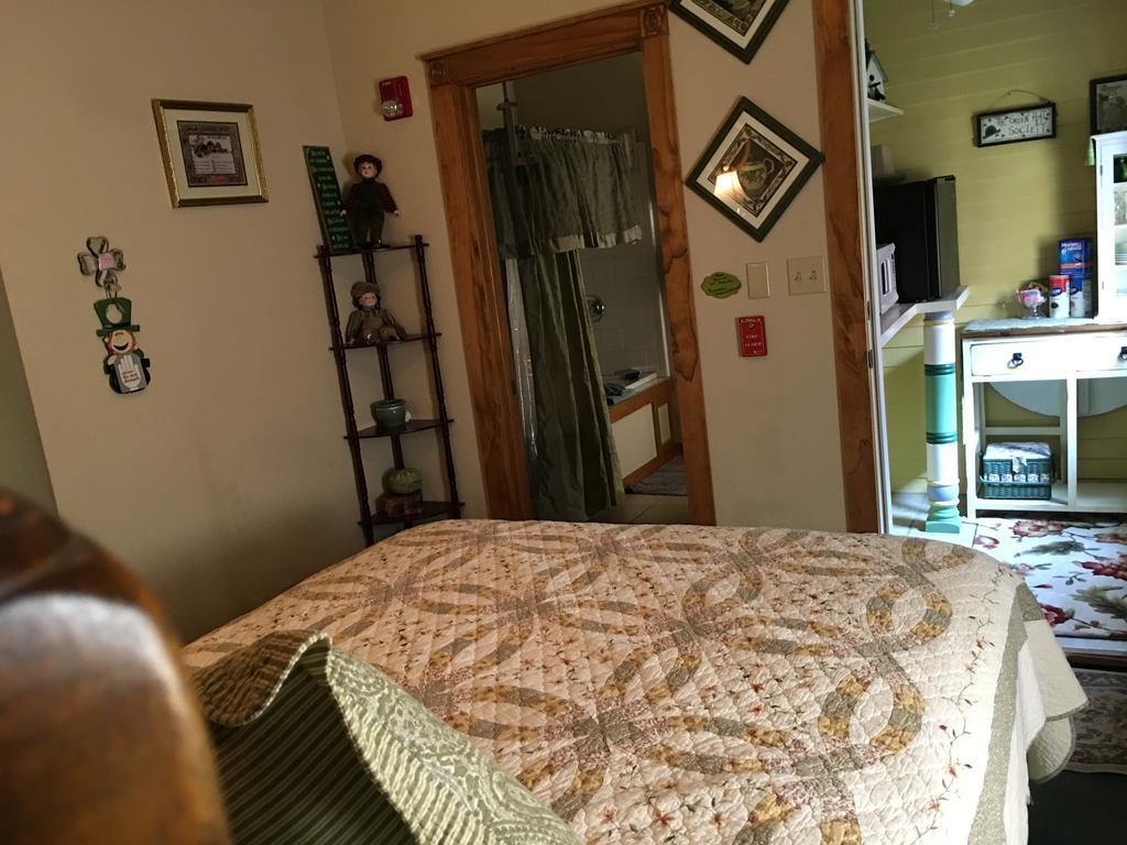 All Seasons Inn Eureka Springs Extérieur photo